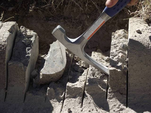 Removing concrete from cut